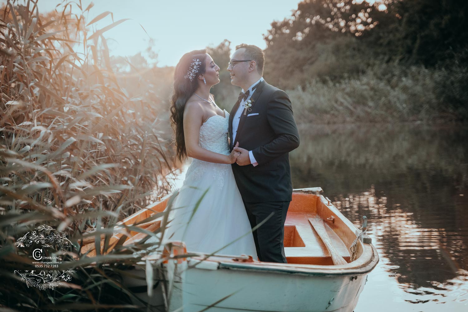 Tekne,göl düğün fotoğraf çekimi düğün fotoğrafçısı